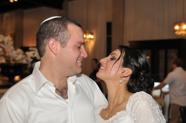 מגנטים מהחתונה של הדס ויאיר